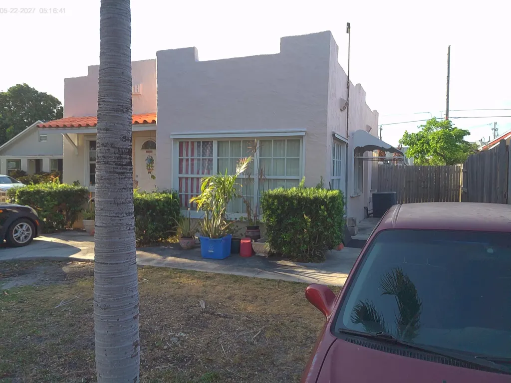 505 Independence Road West Palm Beach FL 33405