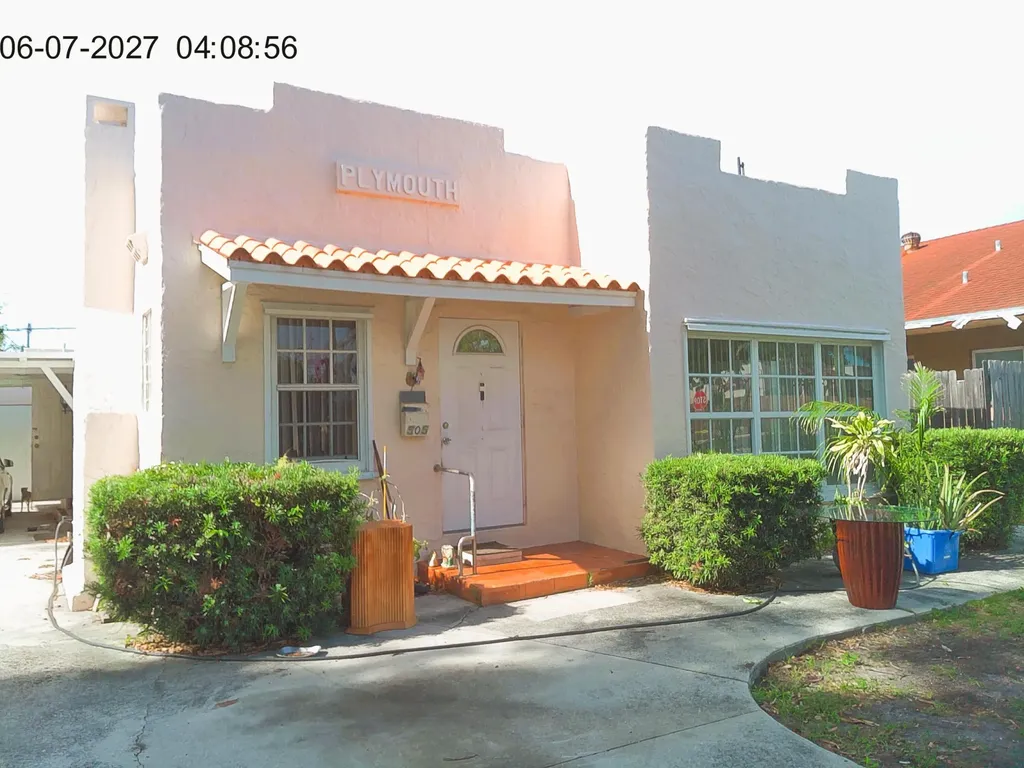 505 Independence Road West Palm Beach FL 33405