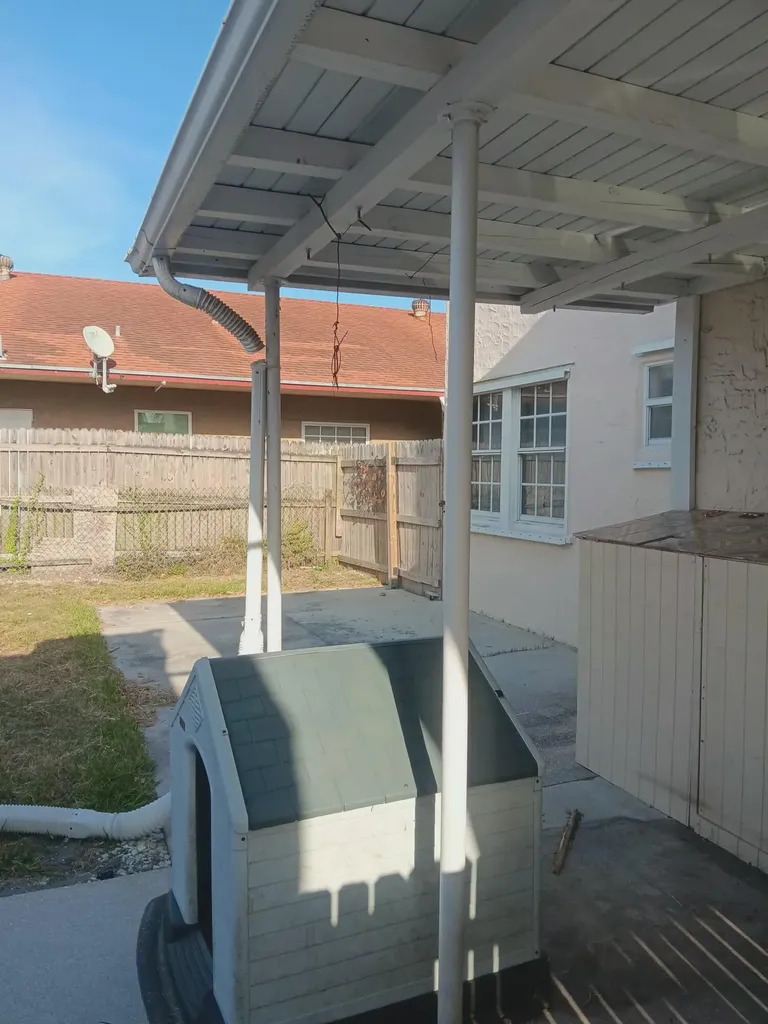 505 Independence Road West Palm Beach FL 33405