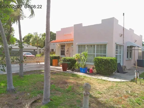 505 Independence Road West Palm Beach FL 33405
