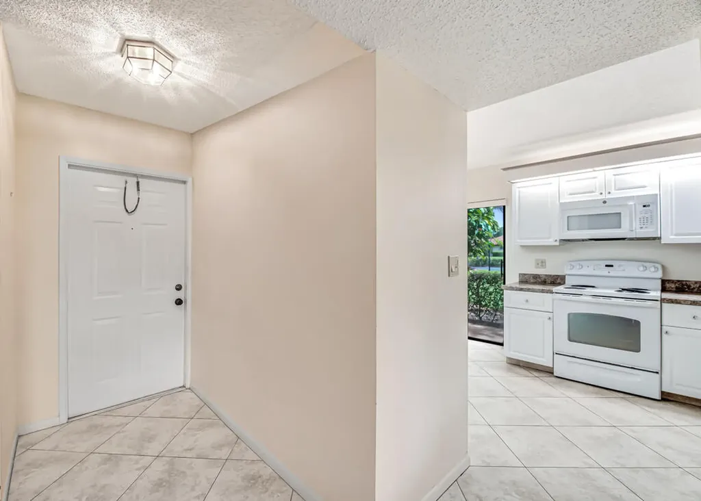 10851 Palm Lake Avenue Boynton Beach FL 33437