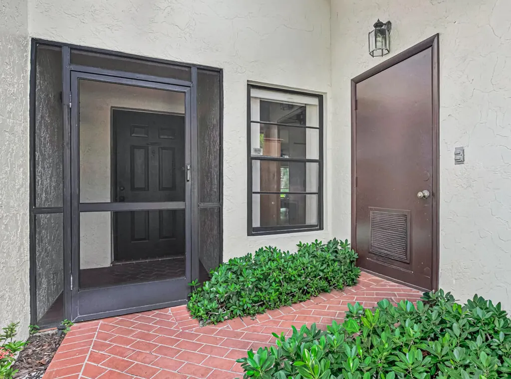 10851 Palm Lake Avenue Boynton Beach FL 33437