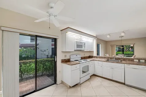 10851 Palm Lake Avenue Boynton Beach FL 33437