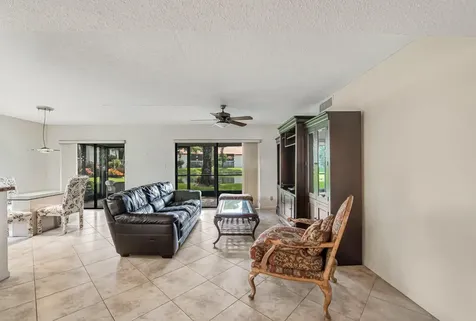 10851 Palm Lake Avenue Boynton Beach FL 33437