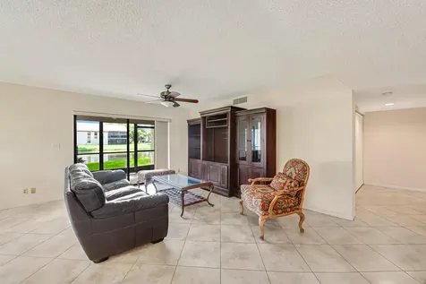 10851 Palm Lake Avenue Boynton Beach FL 33437