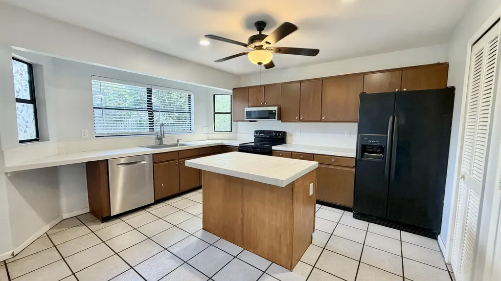 6048 Garrett Street Jupiter FL 33458