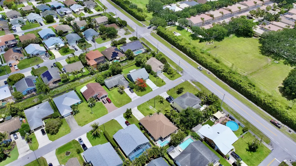 6048 Garrett Street Jupiter FL 33458