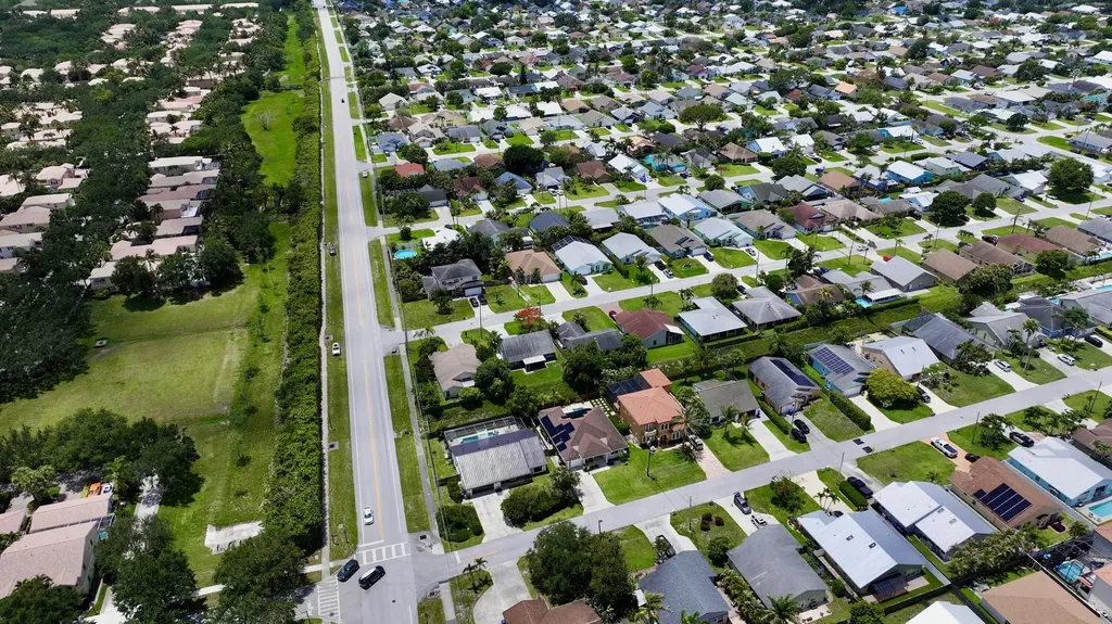 6048 Garrett Street Jupiter FL 33458