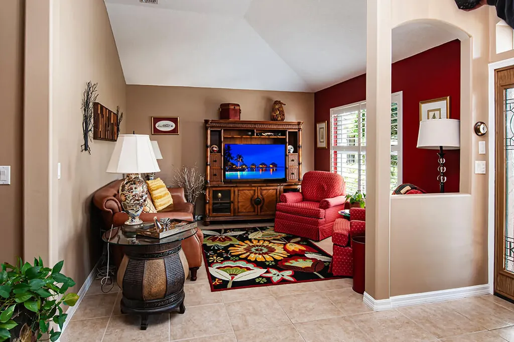 370 E Temple Court SW Vero Beach FL 32968