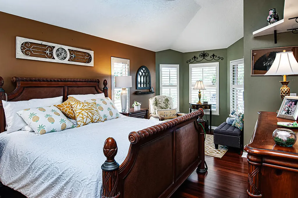 370 E Temple Court SW Vero Beach FL 32968