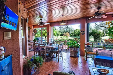370 E Temple Court SW Vero Beach FL 32968
