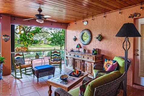 370 E Temple Court SW Vero Beach FL 32968