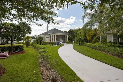 370 E Temple Court SW Vero Beach FL 32968