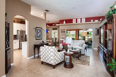 370 E Temple Court SW Vero Beach FL 32968