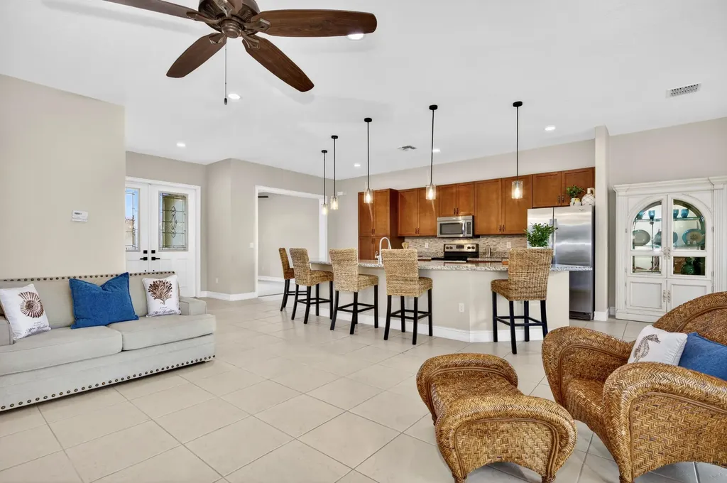 5523 49th Avenue Vero Beach FL 32967
