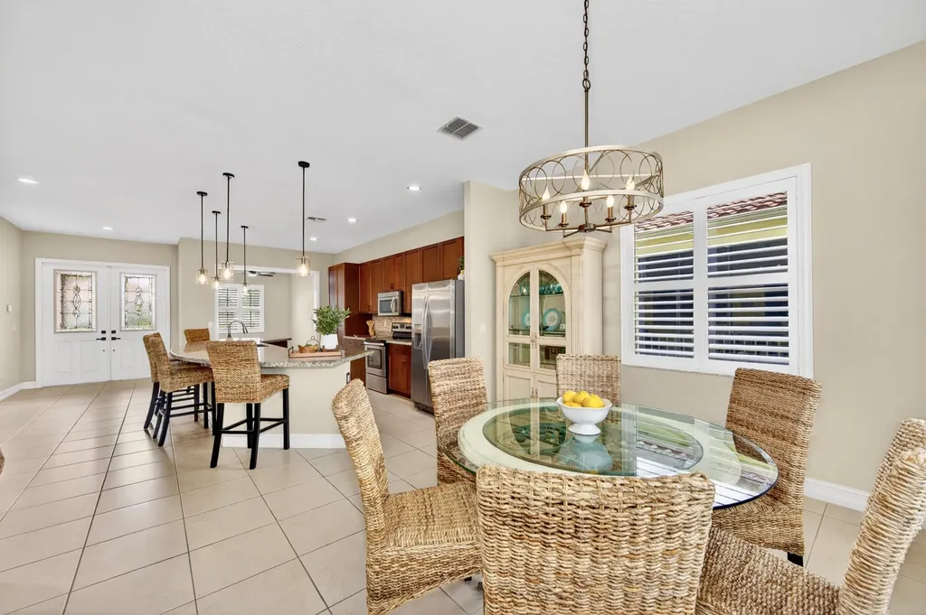 5523 49th Avenue Vero Beach FL 32967