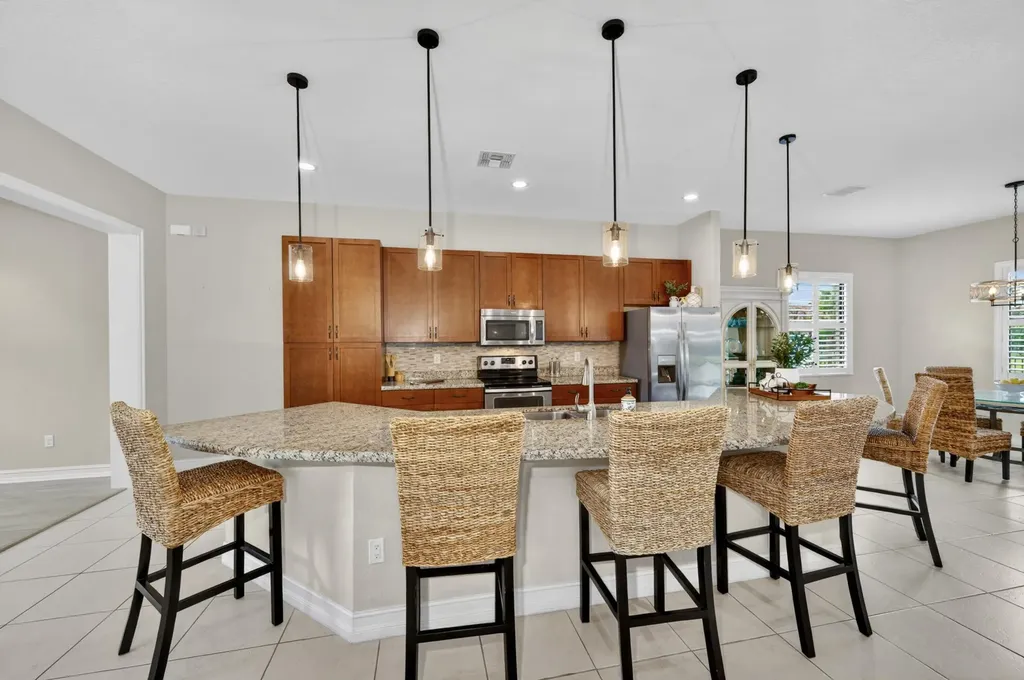 5523 49th Avenue Vero Beach FL 32967