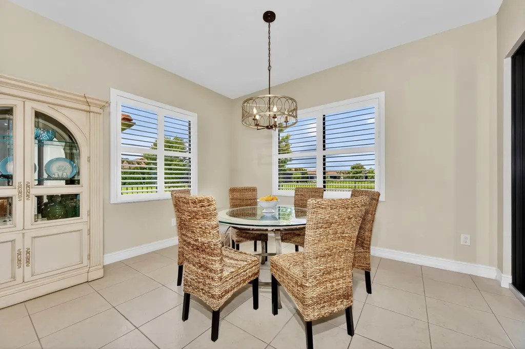5523 49th Avenue Vero Beach FL 32967