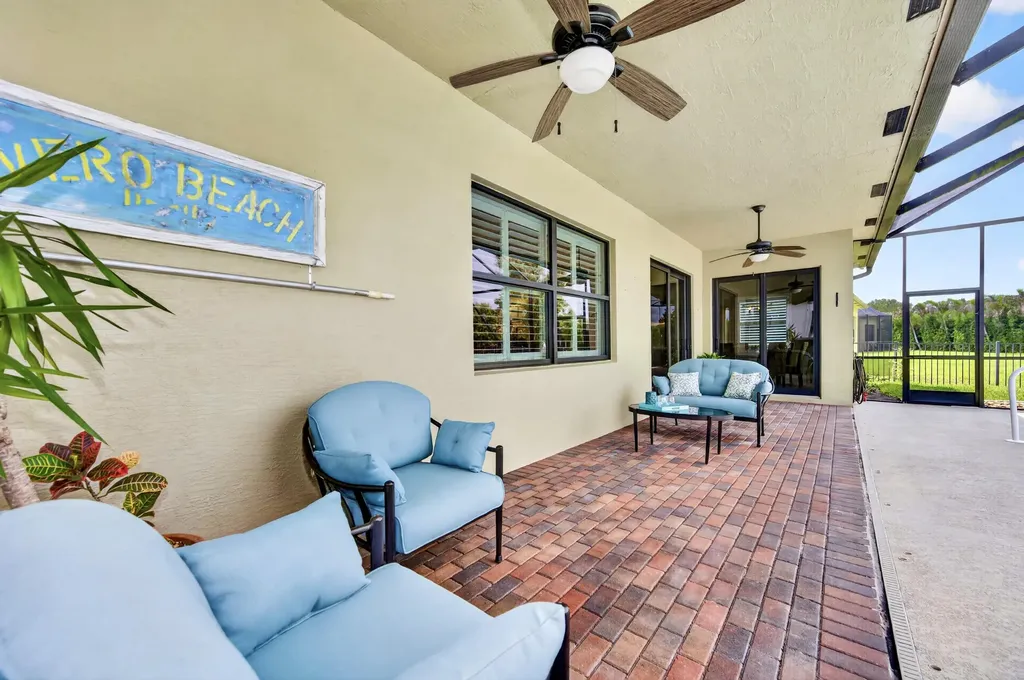 5523 49th Avenue Vero Beach FL 32967