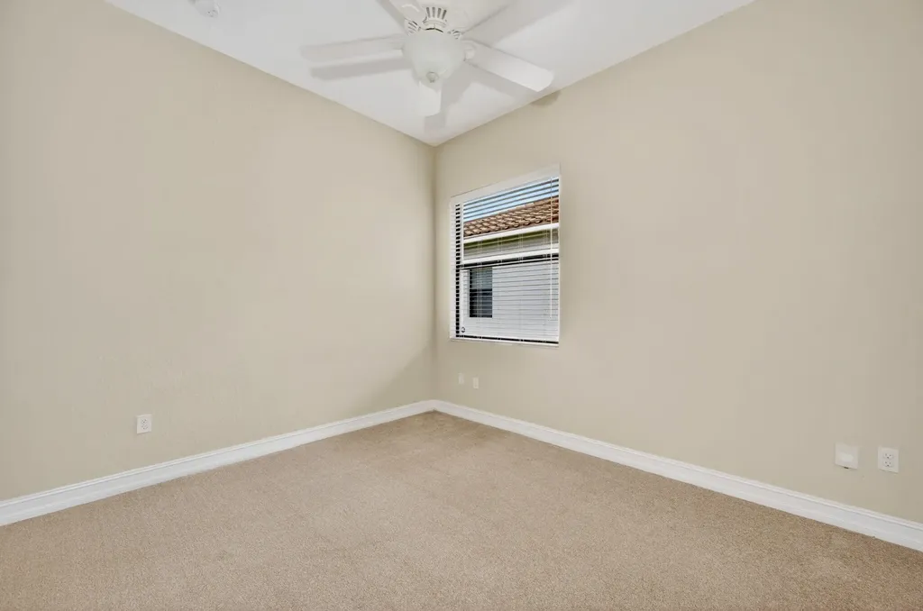 5523 49th Avenue Vero Beach FL 32967