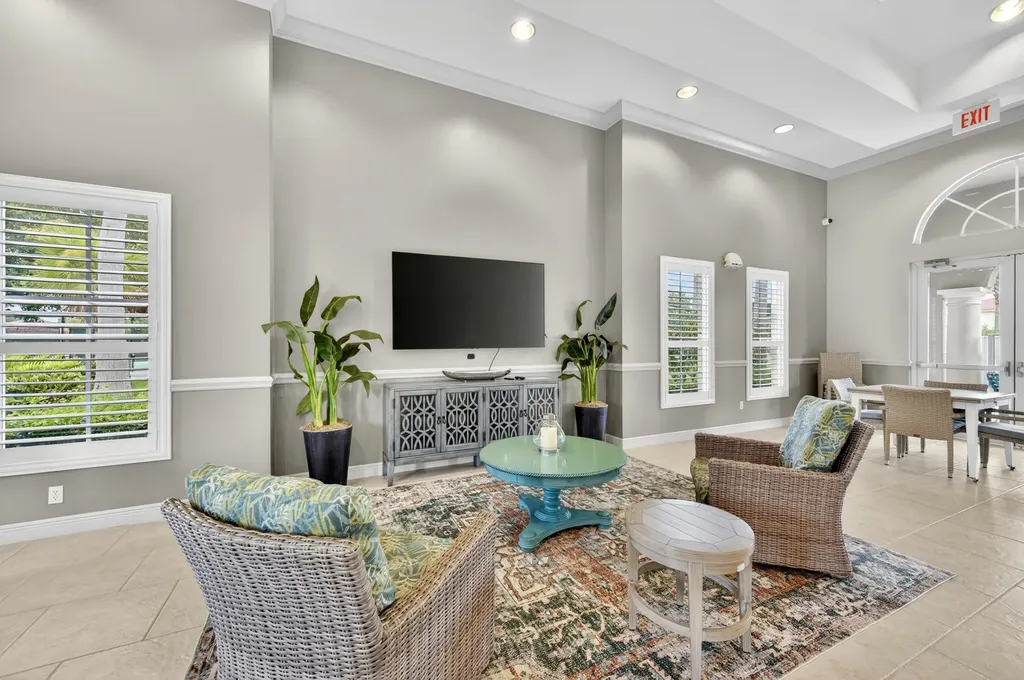 5523 49th Avenue Vero Beach FL 32967