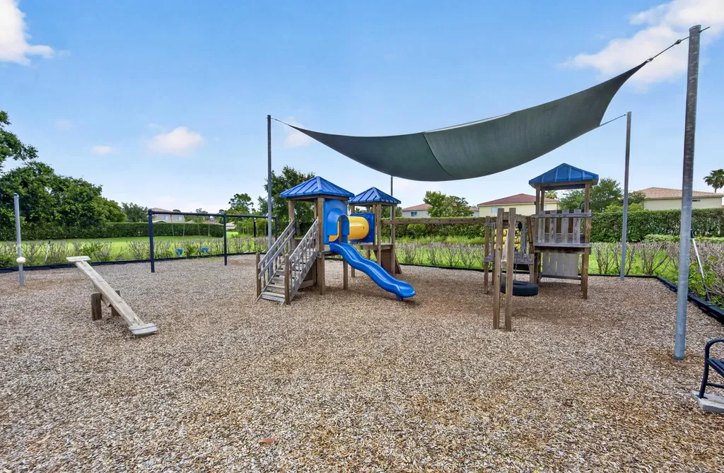 5523 49th Avenue Vero Beach FL 32967