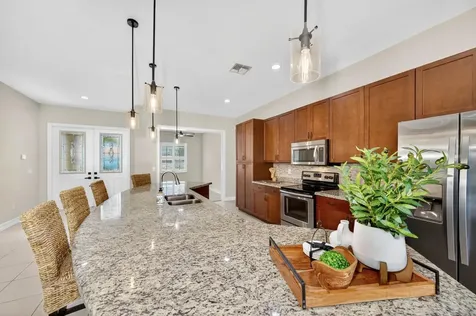5523 49th Avenue Vero Beach FL 32967