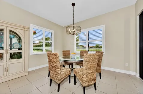 5523 49th Avenue Vero Beach FL 32967
