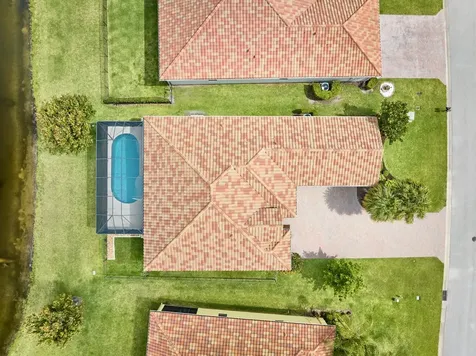 5523 49th Avenue Vero Beach FL 32967