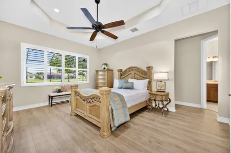 5523 49th Avenue Vero Beach FL 32967