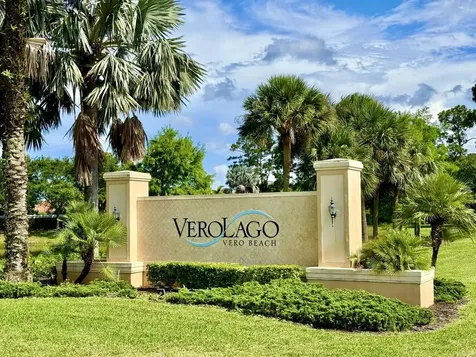 5523 49th Avenue Vero Beach FL 32967