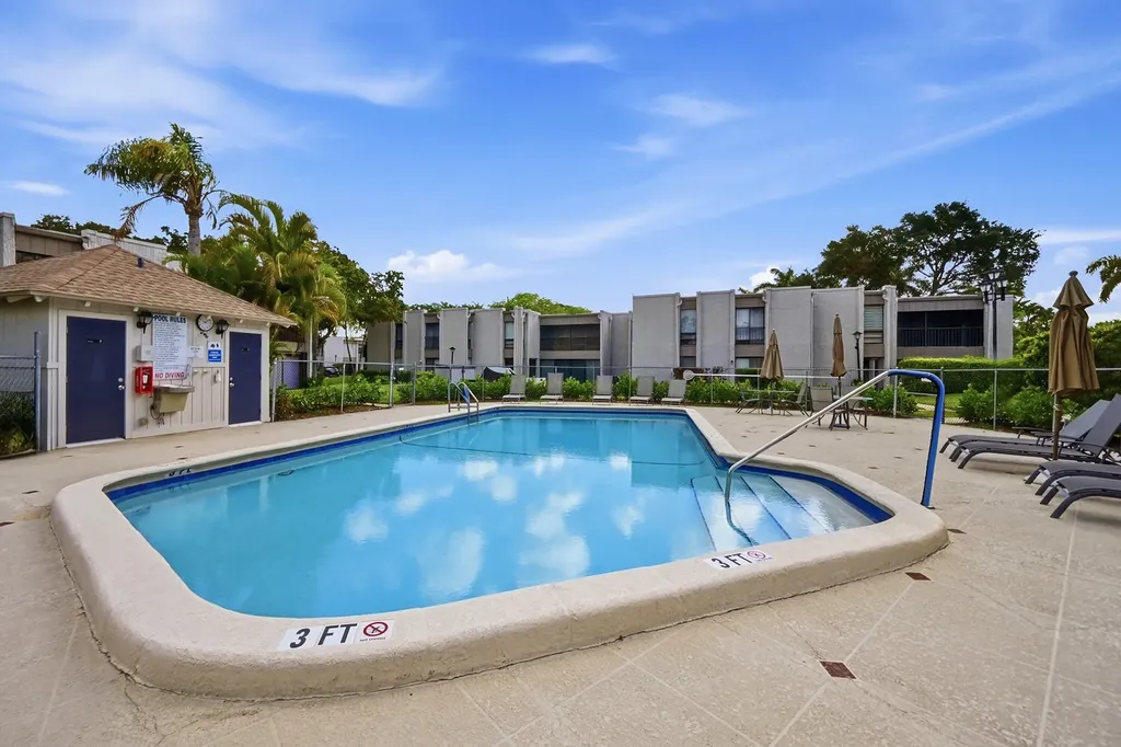 6612 Spring Bottom Way Boca Raton FL 33433