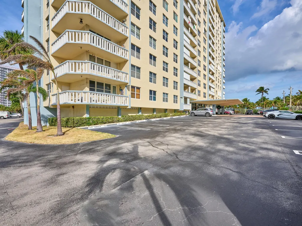 305 N Pompano Beach Boulevard Pompano Beach FL 33062