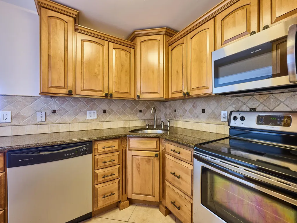 305 N Pompano Beach Boulevard Pompano Beach FL 33062