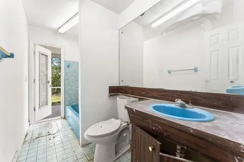 8961 Sunset Strip Sunrise FL 33322