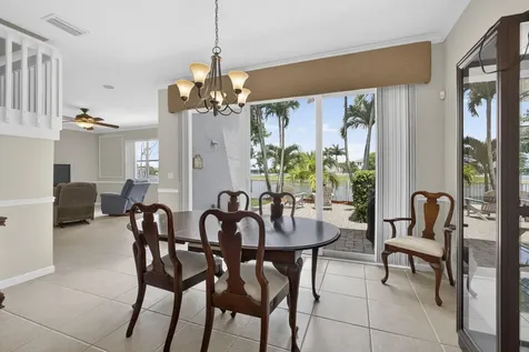 214 Berenger Walk Royal Palm Beach FL 33414