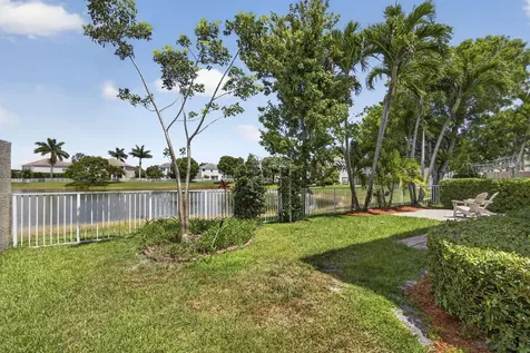 214 Berenger Walk Royal Palm Beach FL 33414