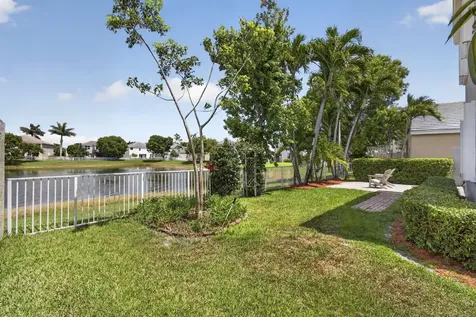 214 Berenger Walk Royal Palm Beach FL 33414
