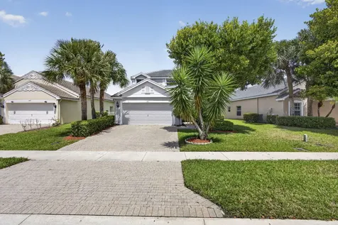 214 Berenger Walk Royal Palm Beach FL 33414