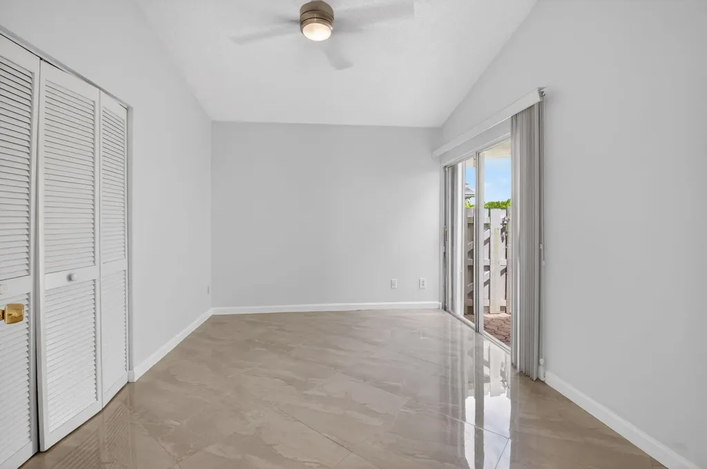 6413 Lansdowne Circle Boynton Beach FL 33472