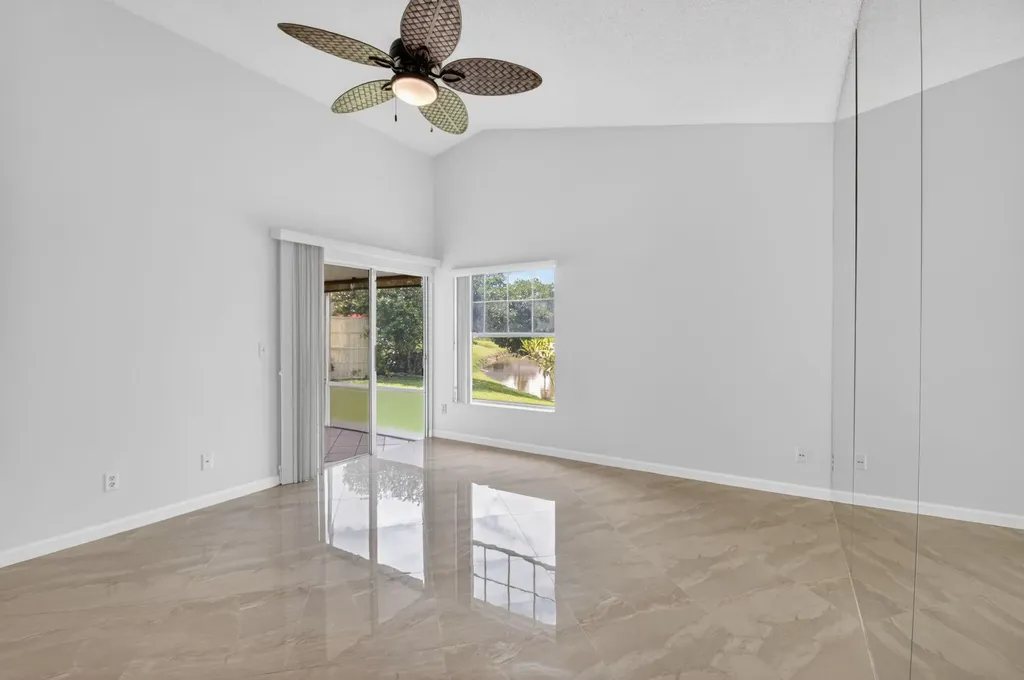 6413 Lansdowne Circle Boynton Beach FL 33472