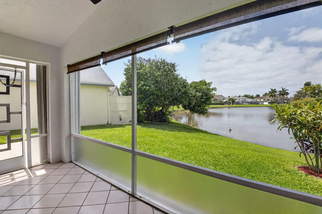 6413 Lansdowne Circle Boynton Beach FL 33472