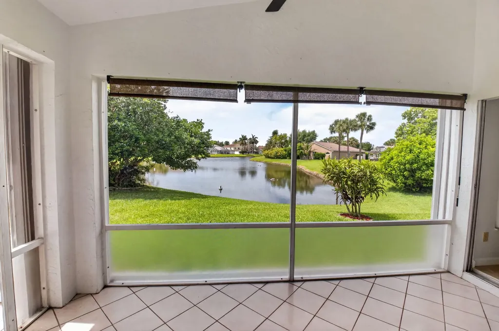 6413 Lansdowne Circle Boynton Beach FL 33472