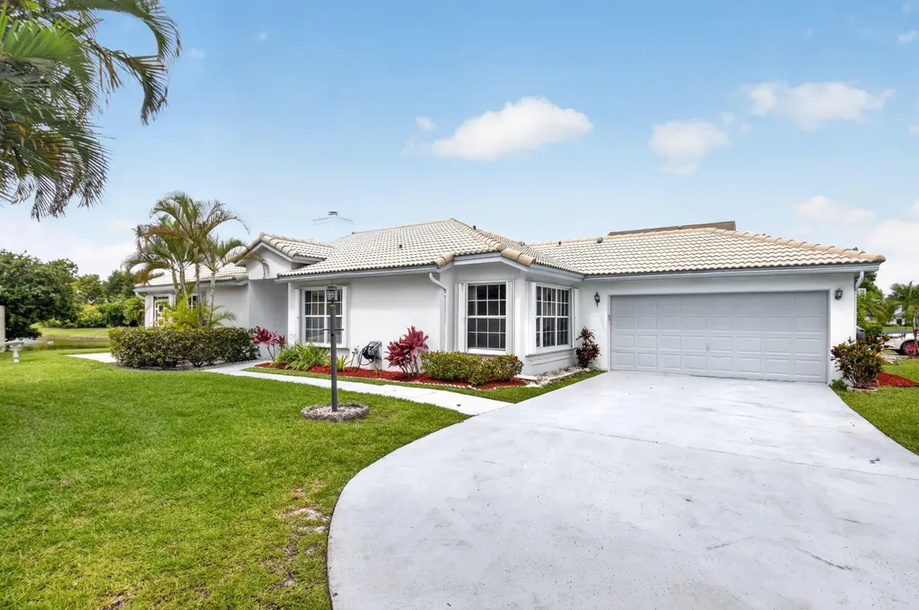 6413 Lansdowne Circle Boynton Beach FL 33472