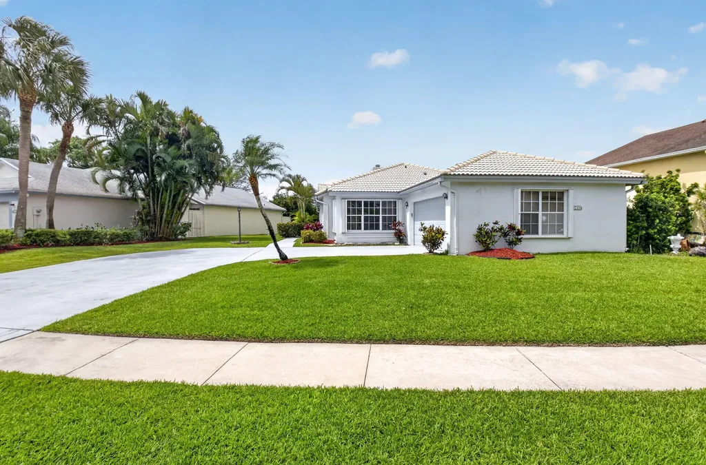 6413 Lansdowne Circle Boynton Beach FL 33472