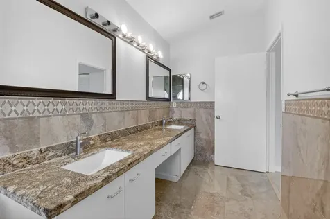 6413 Lansdowne Circle Boynton Beach FL 33472