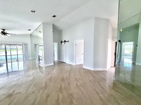 6413 Lansdowne Circle Boynton Beach FL 33472