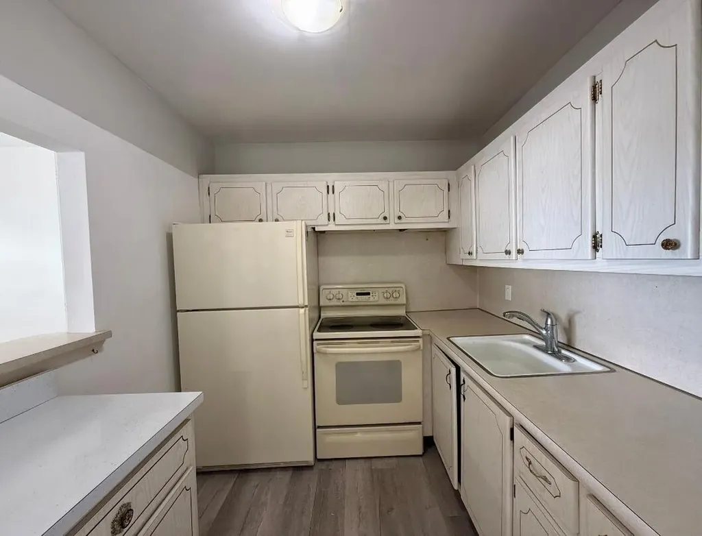 45 Easthampton B West Palm Beach FL 33417