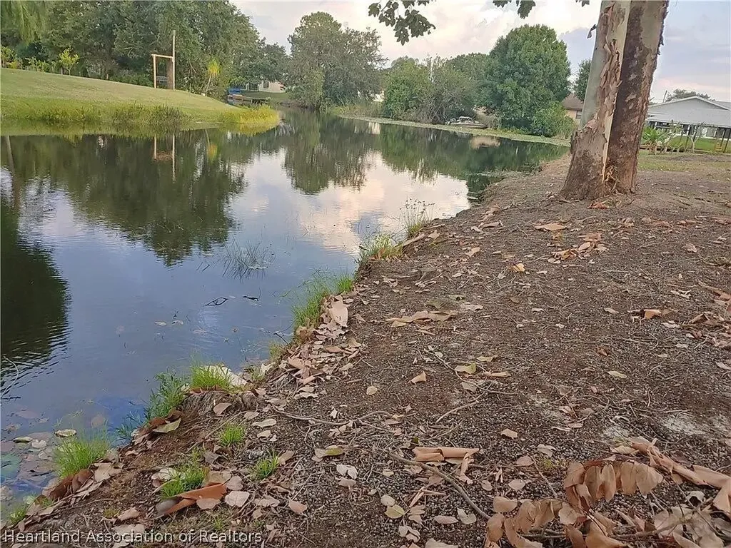 196 Autumn Avenue Lake Placid FL 33852