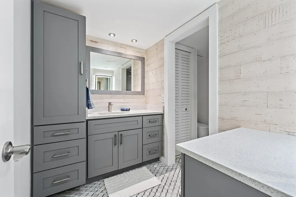 3331 S Meridian Way S Palm Beach Gardens FL 33410